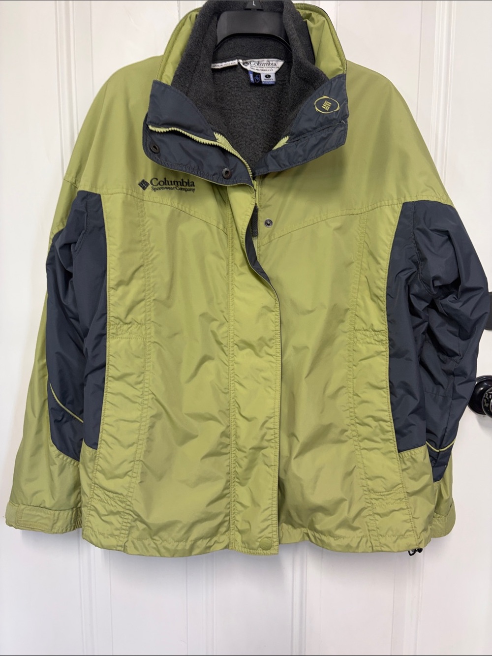 Columbia Olive Green and Dark Gray Ski Jacket